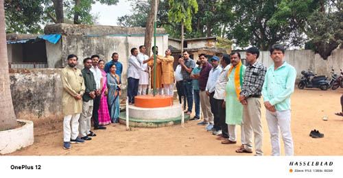 (भैयाथान)अटल सेवा सदन में भाजपा का स्थापना दिवस धूमधाम से मनाया गया