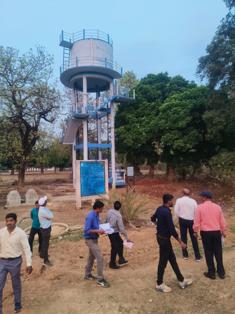 (रायपुर) नक्सलमुक्त बस्तर में अब हो रहा है तेजी से अधोसंरचना निर्माण