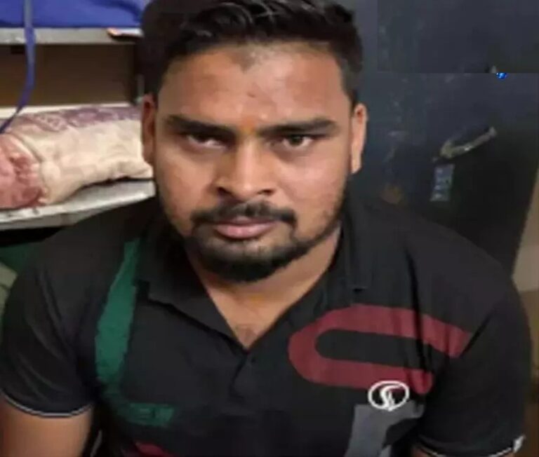 (महासमुंद) एक लाख की रिश्वत लेते सरपंच गिरफ्तार