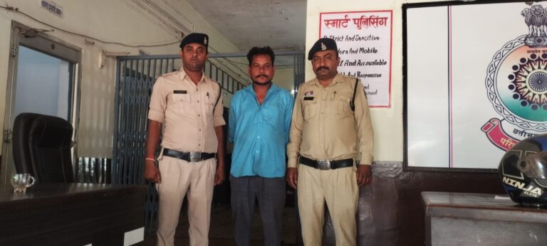 (दुर्ग) दुर्ग में सट्टा पर पुलिस की सख्त कार्रवाई: आरोपी रंगे हाथ गिरफ्तार, ?74 हजार से अधिक की जप्ती