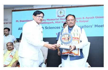 (रायपुर) स्वस्थ नागरिक ही विकसित छत्तीसगढ़ की आधारशिला – स्वास्थ्य क्षेत्र में नवाचार को नई दिशा देगा वाइस चांसलर मीट-2026 : मुख्यमंत्री विष्णुदेव साय