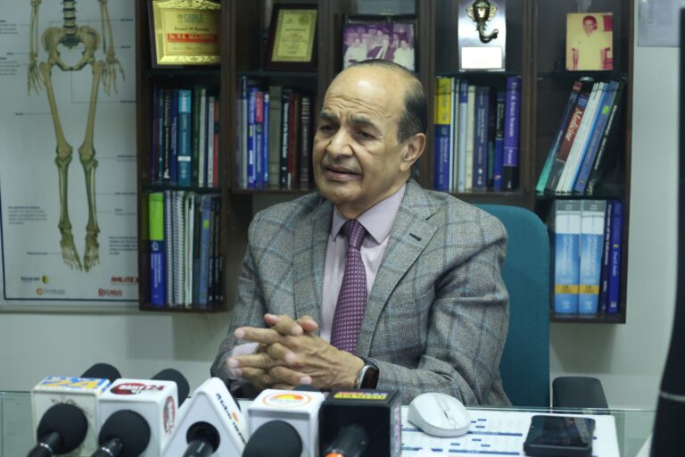 रिप्लेसमेंट से रीजेनरेशन तक का सफर : एक सर्जन की व्यक्तिगत यात्रा ने बदली घुटनों के इलाज की दिशा