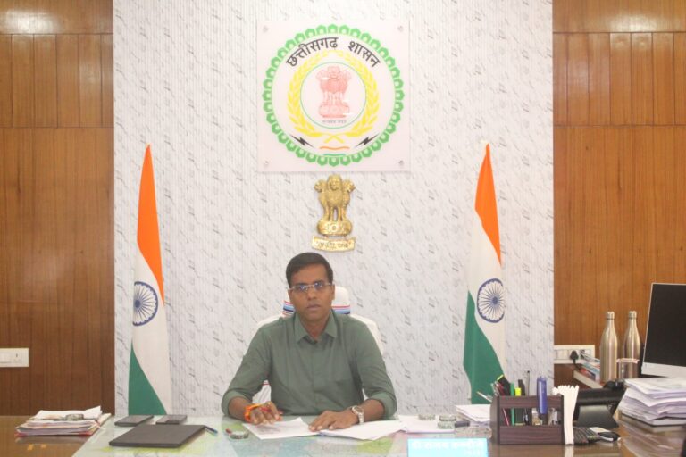 अब राजस्व दफ्तरों के चक्कर खत्म—कलेक्टर का सख्त आदेश, तय समय में निपटेंगे सभी मामले, मौके पर ही होगा समाधान”