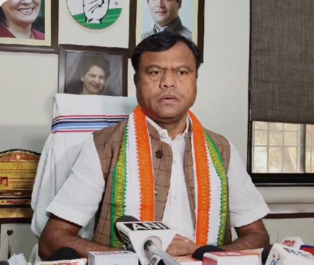 (रायपुर) खरीफ सीजन में खाद संकट पर घिरी सरकार, ‘सुशासन तिहारÓ और बोरे बासी को लेकर दीपक बैज का हमला