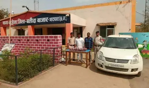 (बलौदाबाजार) 15 किलोमीटर तक पीछा कर पुलिस ने शराब तस्कर को किया गिरफ्तार