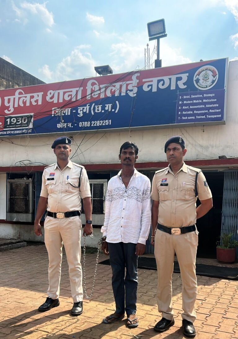 (दुर्ग) घरेलू विवाद में छोटे भाई ने बड़े भाई को रापा से काटा, मौत के बाद गिरफ्तार