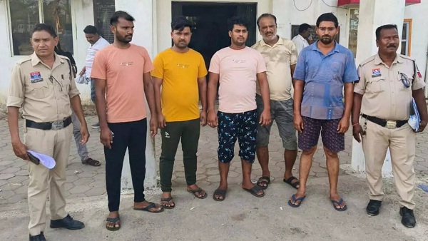 (बिलासपुर) हाई क्वालिटी कोयले की जगह भरते थे घटिया माल, पुलिस ने किया करोड़ों की हेराफेरी का पर्दाफाश, 5 गिरफ्तार