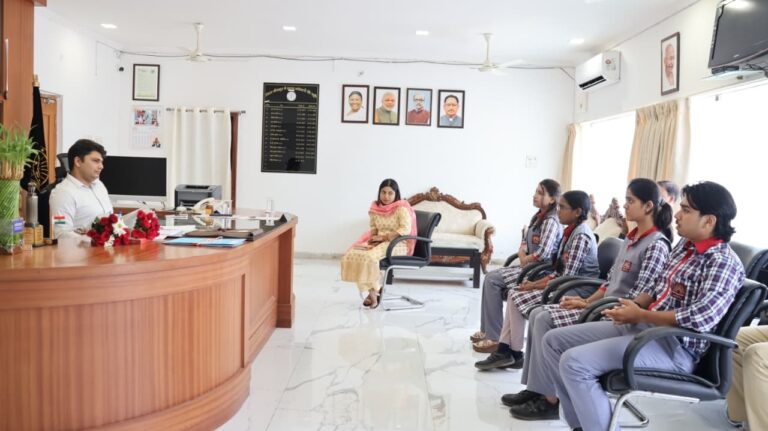 (बीजापुर)केंद्रीय विद्यालय बीजापुर के विद्यार्थियों ने ष्टक्चस्श्व बोर्ड परीक्षा में किया उत्कृष्ट प्रदर्शन