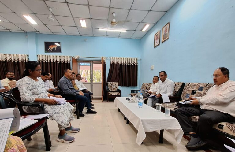 (रायपुर) लोक निर्माण विभाग के सचिव ने सड़कों और भवनों के कार्यों की समीक्षा की