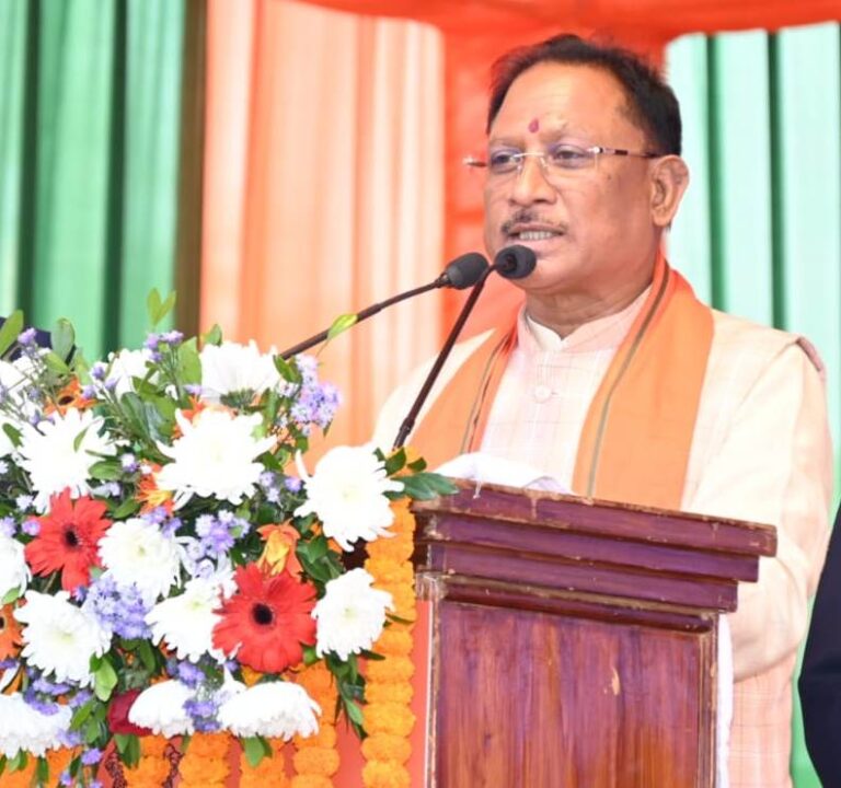 (कोरबा) सुशासन तिहार: 16 को लेमरू आएंगे सरकार, सीएम की संभावित आगमन को लेकर शिविर की तैयारियों में जुटा प्रशासन