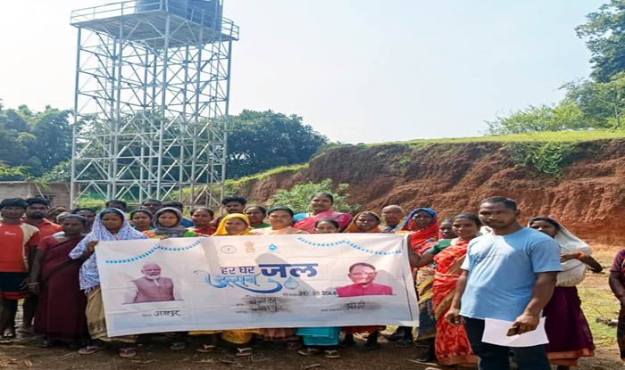 (जशपुरनगर) सफलता की कहानी : जल जीवन मिशन से बदली गांव बेंगटा की तस्वीर