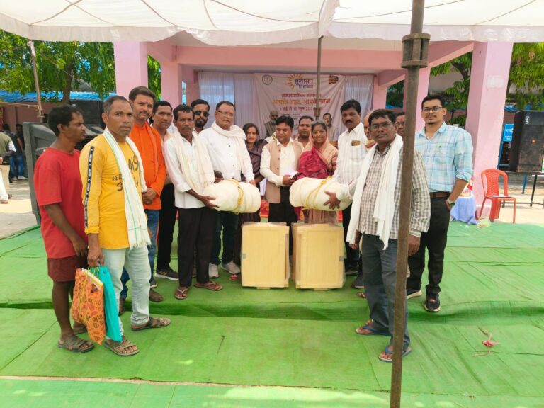 (धमतरी) सुशासन तिहार में उमड़ा जनता का भरोसा, 752 आवेदनों के साथ शिविर बना जनसेवा का बड़ा मंच