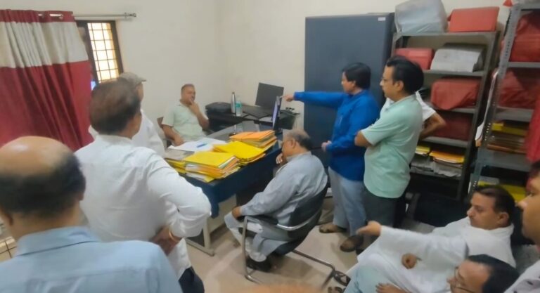(कोरबा) चोरी का शिकार हुआ मुंबई व्यापारी: पुलिस, सीएसटी विभाग से किया परेशान, छत्तीसगढ़ चैंबर ऑफ कॉमर्स के पदाधिकारियों का मिला सहारा