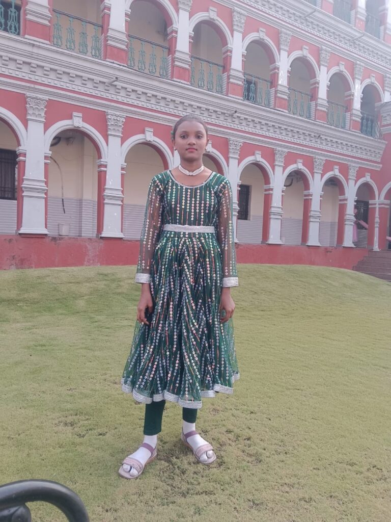 (बीजापुर)अटल उत्कृष्ट शिक्षा योजना से श्रमिक परिवारों के बच्चों का उज्ज्वल भविष्य हुआ साकार