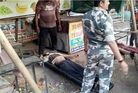 (धमतरी) बंद फल दुकान में मिला ऑटो चालक का शव, इलाके में फैली सनसनी