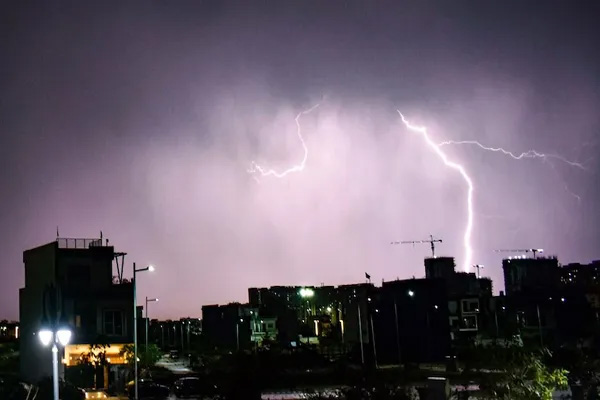 इस साल सामान्य से कम बरसेगा मॉनसून, जून में झुलसाएगी भीषण हीटवेव; IMD की नई भविष्यवाणी ने बढ़ाई चिंता