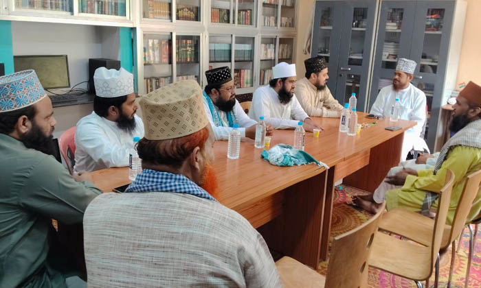 (भिलाई) उर्स में आपत्तिजनक हरकत पर आलिमों का सख्त एतराज, शरीयत के मुताबिक होगी रस्म
