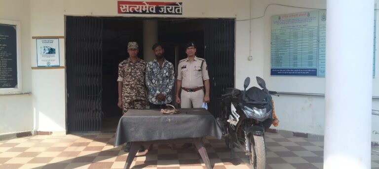 मोबाइल टावर का कॉपर वायर काटकर नेटवर्क ठप करने वाला शातिर चोर गिरफ्तार