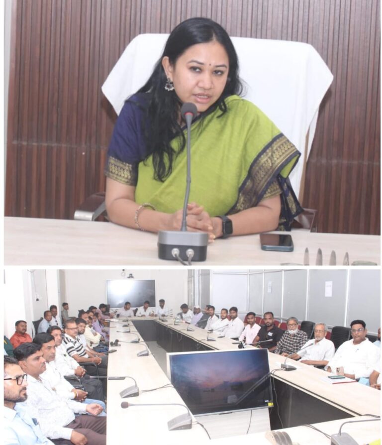 कलेक्टर पदमिनी भोई साहू ने मीडियाकर्मियों से की मुलाक़ात