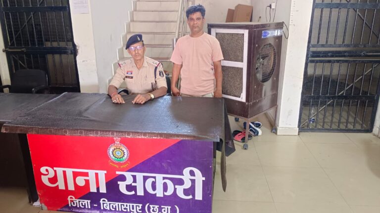 पत्नी के प्रेमी का खौफनाक अंत! पति ने बेटे संग मिलकर उतारा मौत के घाट”