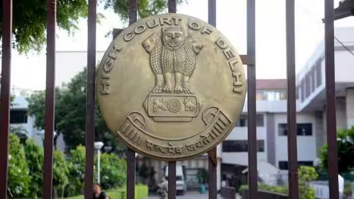 200 करोड़ ठगी मामला: सुकेश चंद्रशेखर की पत्नी की मकोका मामले में जमानत खारिज, मनी लॉन्ड्रिंग में मिली राहत