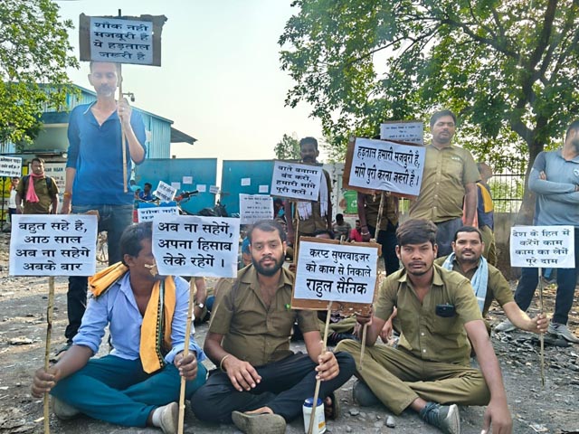 (रायपुर) मांगें पूरी नहीं होने पर रामकी कंपनी के सफाई कर्मचारी फिर हड़ताल पर