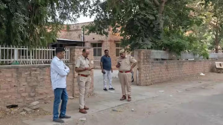 राजस्थान में 2 बहनों ने सालों तक सामूहिक दुष्कर्म और ब्लैकमेल झेलने के बाद की आत्महत्या