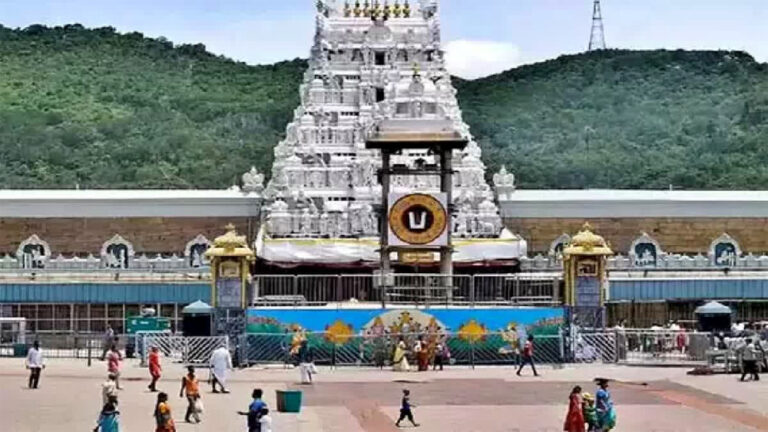 तिरुपति में भगवान श्री वेंकटेश्वर स्वामी का एक दिन में 94 हजार से अधिक भक्तों ने किया दर्शन, नया रिकॉर्ड