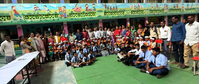 (सुकमा) स्वामी आत्मानंद स्कूल पावारास में हर्षोल्लास से मना प्रवेश उत्सव