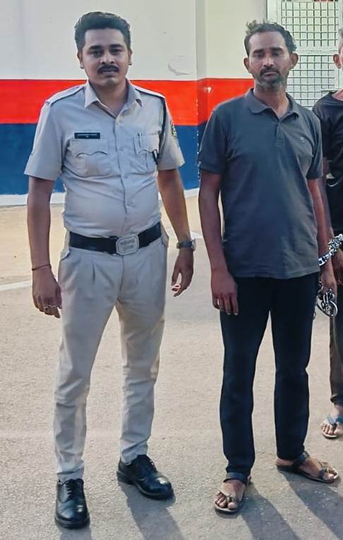 (दुर्ग) मंदिर के पास से बाइक उड़ाने वाला चोर गिरफ्तार, वाहन बरामद