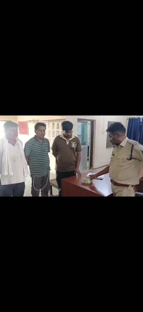 (जांजगीर-चाम्पा) 3.15 लाख की चोरी का दावा निकला झूठा, व्यापारी ने खुद रची थी साजिश, पुलिस ने किया खुलासा