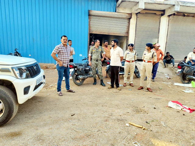 (कबीरधाम) चोरी के सामान की खरीदी-बिक्री रोकने कबीरधाम पुलिस का अभियान, 7 कबाड़ी दुकानों पर छापा