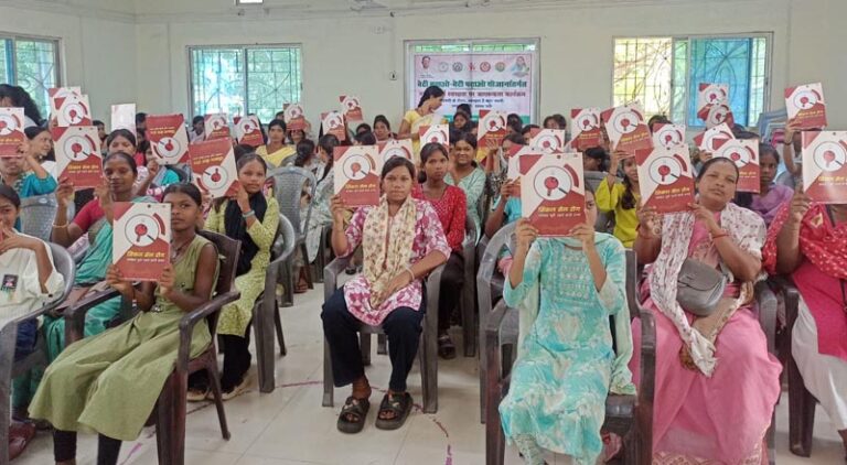 (जशपुरनगर) बेटी बचाओ बेटी पढ़ाओ” योजना के तहत् किशोरी बालिकाओं का सिकल सेल-हीमोग्लोबिन परीक्षण शिविर का किया गया आयोजन