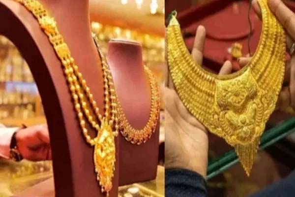 (नई दिल्ली)सोना-चांदी खरीदने वालों को झटका, आसमान पर पहुंचीं कीमतें, जानें आज क्या हैं 22 और 24 कैरेट गोल्ड के दाम