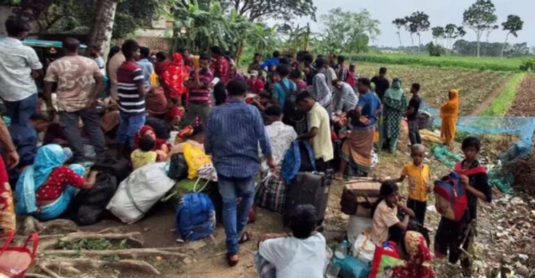 ऑपरेशन पुश बैक पर BSF-BGB में बढ़ी तनातनी, 12 बांग्लादेशी को लेकर भारत-बांग्लादेश सीमा पर बढ़ा विवाद, 57 बांग्लादेशी गिरफ्तार