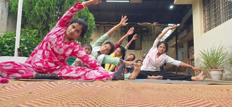 (कोण्डागांव)अंतर्राष्ट्रीय योग दिवस पर सखी वन स्टॉप सेंटर में हुआ सामूहिक योगाभ्यास