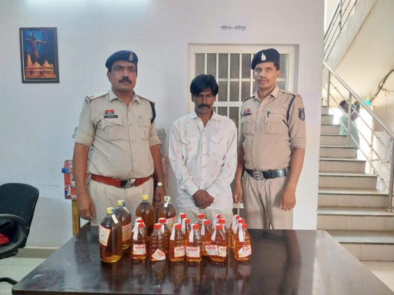 (दुर्ग) ऑपरेशन विश्वास: दुर्ग पुलिस की बड़ी कार्रवाई, 64 हजार की अवैध शराब जब्त, 5 आरोपी गिरफ्तार