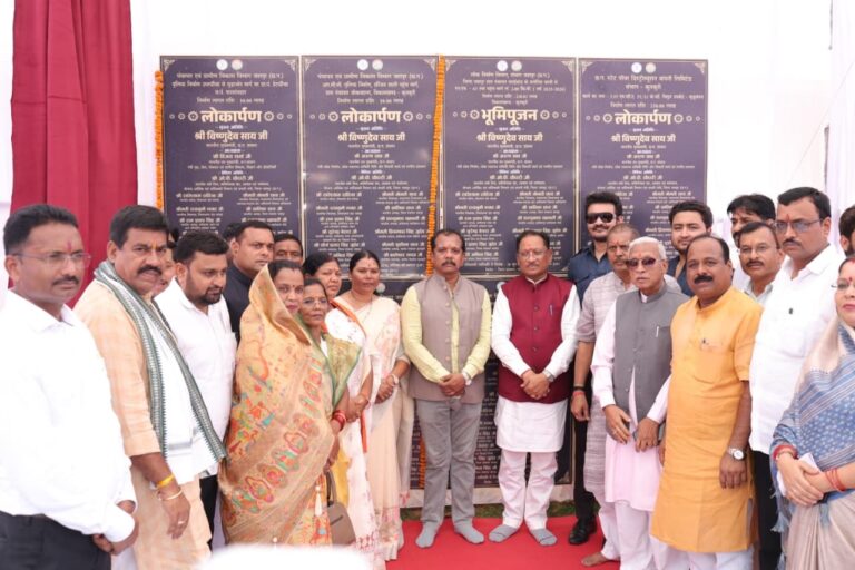 (रायपुर)मुख्यमंत्री विष्णुदेव साय ने जशपुर जिले को दी 9.65 करोड़ रुपये से अधिक के विकास कार्यों की सौगात