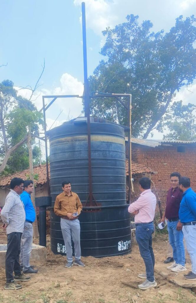 (कोरबा) जिला पंचायत सीईओ ने गोबर गैस संयंत्रों एवं आंगनबाड़ी भवन निर्माण कार्यों का किया निरीक्षण