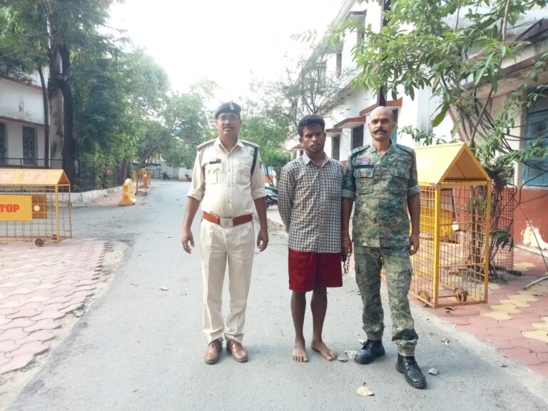 (अंबिकापुर/दरिमा) घर के पास छड़ काटने के विवाद में युवक की हत्या, पुलिस ने आरोपी को किया गिरफ्तार