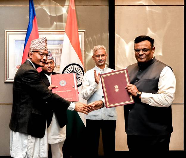 नेपाल के लिए ‘वॉयस फर्स्ट’ भाषा अनुवाद मंच हेतु राष्ट्रीय डिजिटल अवसंरचना के सह-निर्माण के लिए डिजिटल इंडिया भाषिणी और काठमांडू यूनिवर्सिटी के बीच एमओयू पर हस्ताक्षर