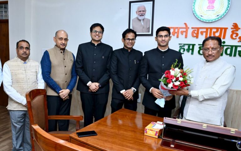 जनसेवा ही प्रशासनिक सेवा का सर्वोच्च उद्देश्य : मुख्यमंत्री श्री विष्णु देव साय
