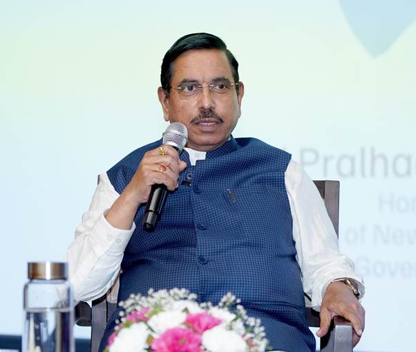 दिसंबर 2026 तक 75 लाख घरों में रूफटॉप सोलर लगाने का लक्ष्य : केंद्रीय नवीन एवं नवीकरणीय ऊर्जा मंत्री श्री प्रह्लाद जोशी