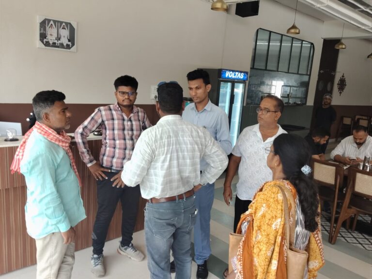 (रायपुर)बाहर कचरा फेंकने पर नगर निगम के स्वास्थ्य विभाग द्वारा किया गया 2500 रूपये का ई जुर्माना
