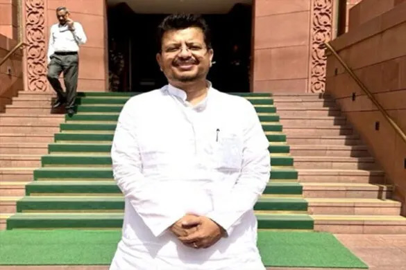 ममता बनर्जी को बड़ा झटका, बागी विधायकों ने बनाई नई राह; ऋतब्रत बनर्जी चुने गए विधायक दल के नेता
