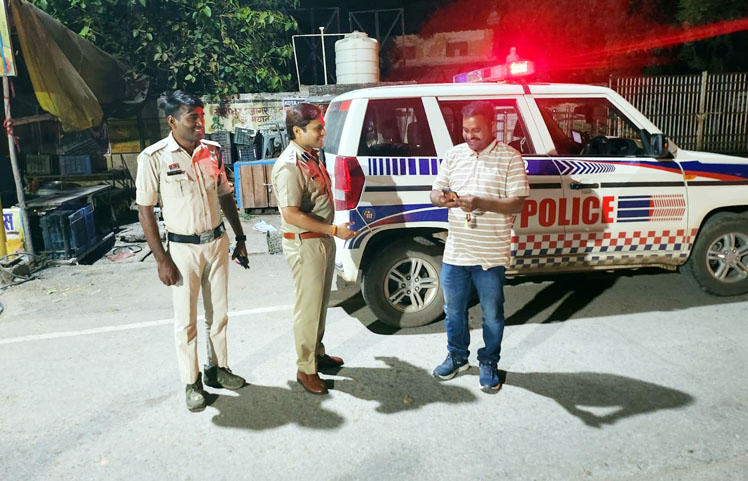 (मुंगेली) एसएसपी बने फरियादी, डायल-112 की आधी रात को ली परीक्षा, रिस्पांस टाइम और सेवाओं का किया औचक निरीक्षण