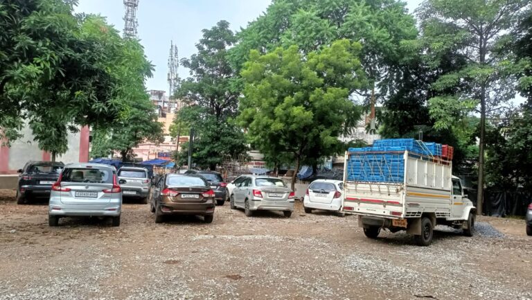 (रायपुर) रायपुर में नशेड़ी वाहन चालकों पर पुलिस का एक्शन, एक रात में 52 चालक पकड़े गए, अब तक 3365 लोगो पर कार्रवाई