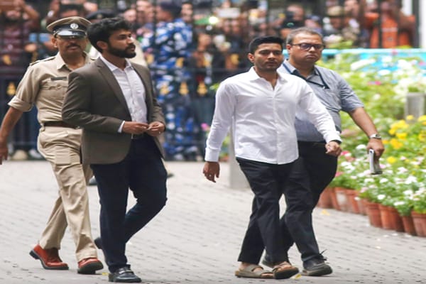हस्ताक्षर विवाद मामले में अभिषेक बनर्जी से 6 घंटे पूछताछ, CID ने 14 जून को फिर किया तलब