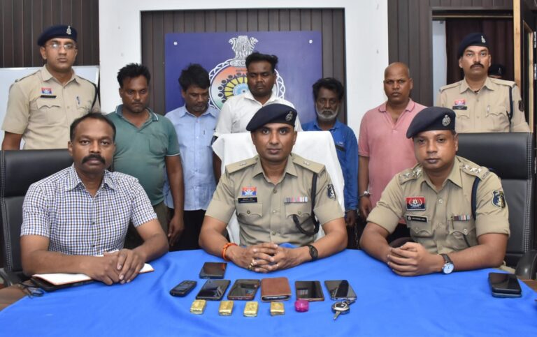 (दुर्ग) नकली सोने के बिस्किट बेचकर ठगी करने वाले अंतरजिला गिरोह का भंडाफोड़, 5 आरोपी गिरफ्तार