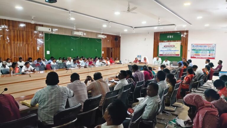 (जशपुरनगर)ठोस अपशिष्ट प्रबंधन नियम-2026 पर एक दिवसीय प्रशिक्षण आयोजित